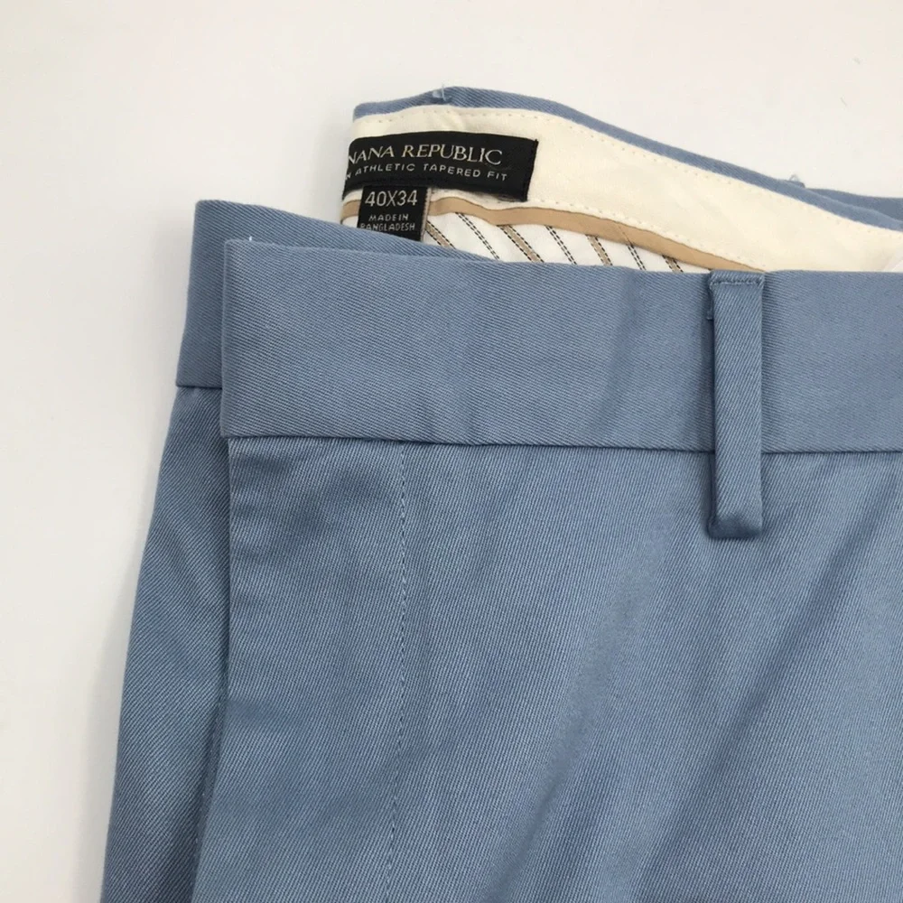 NWOT Banana Republic Tapered Rapid Movement Chino Washed Denim